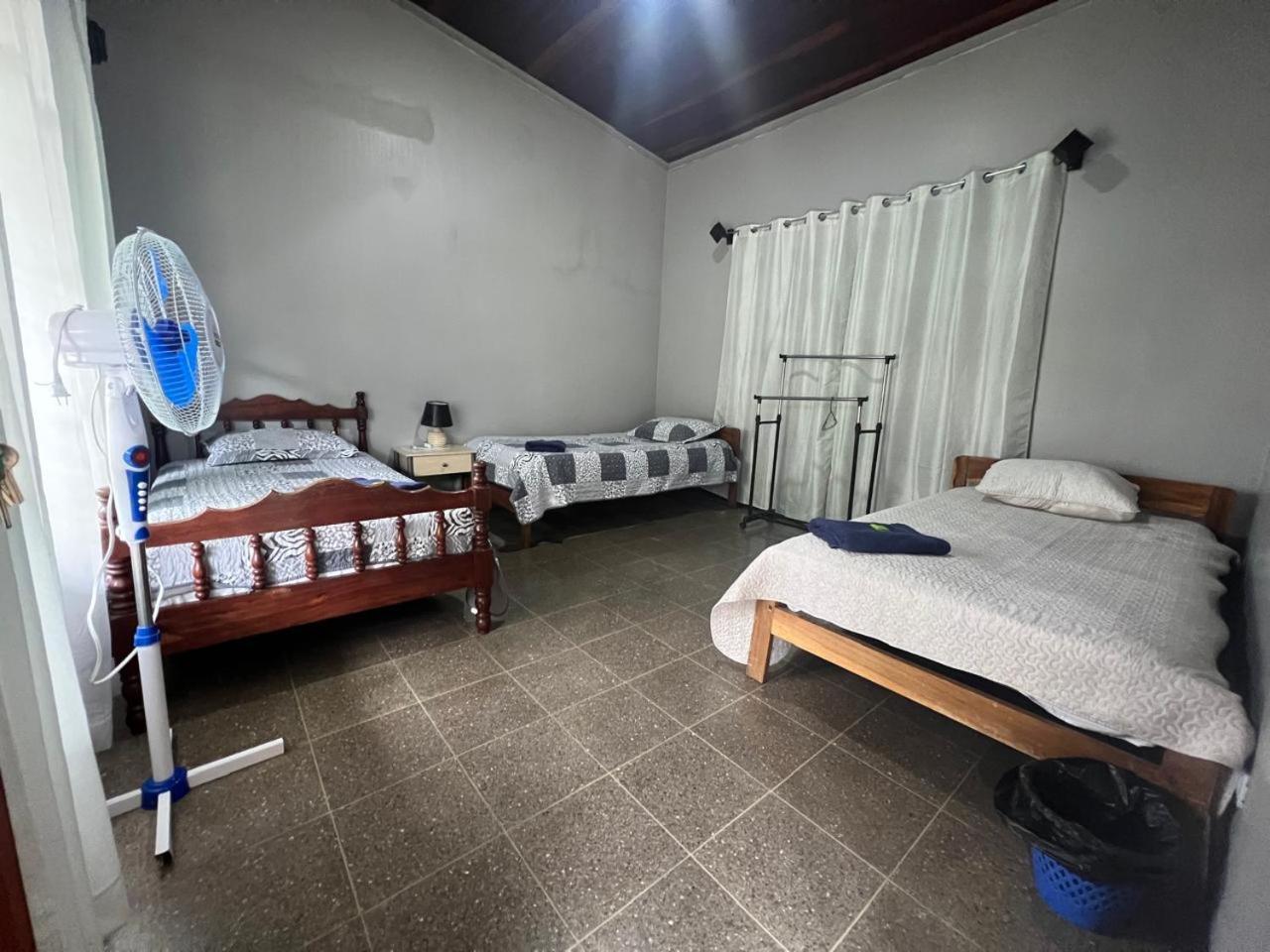 Casa Eva Lodging Costa Rica San Isidro De El General Екстер'єр фото